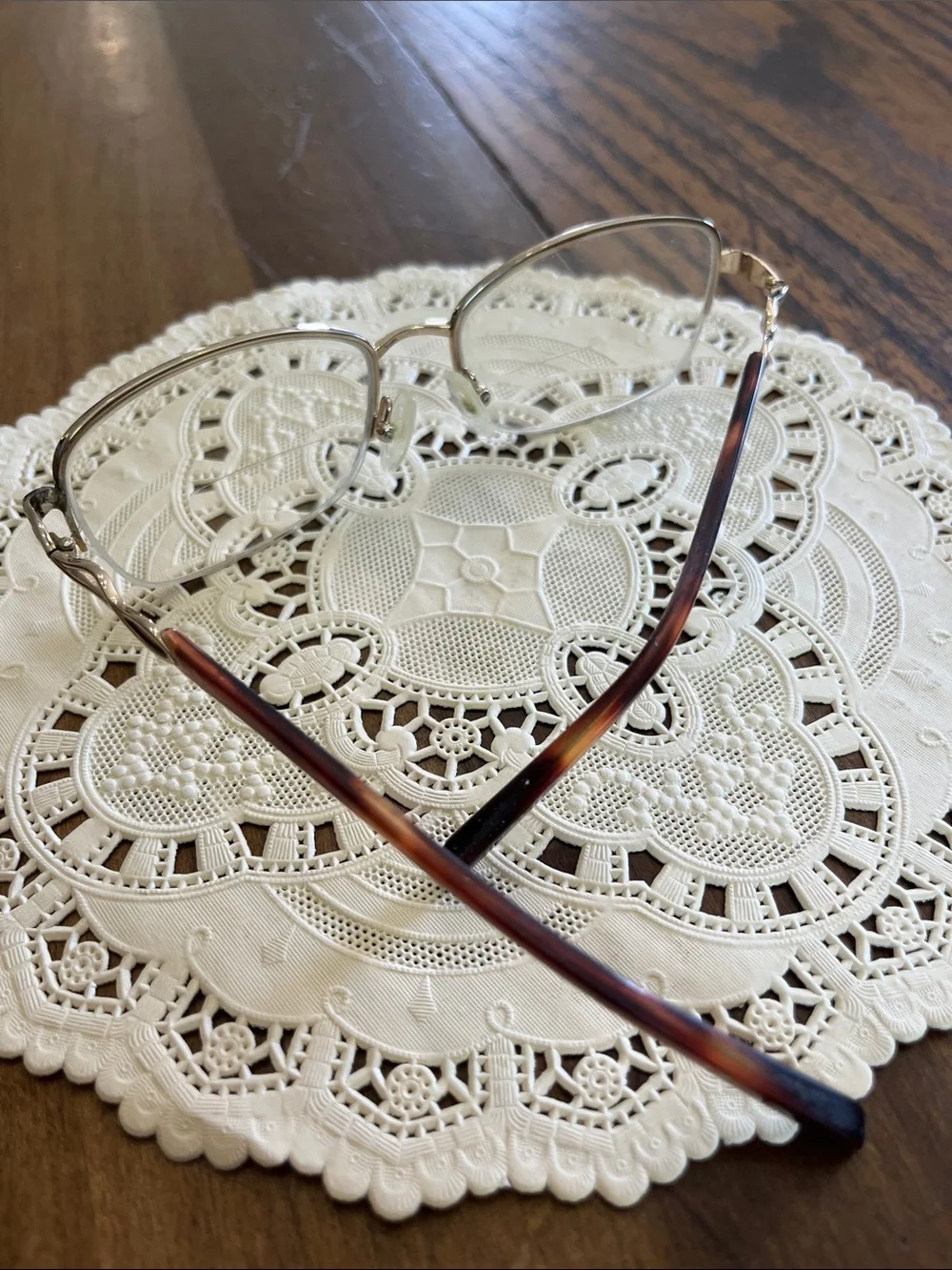 Vintage Tyra gold tinted eyeglasses